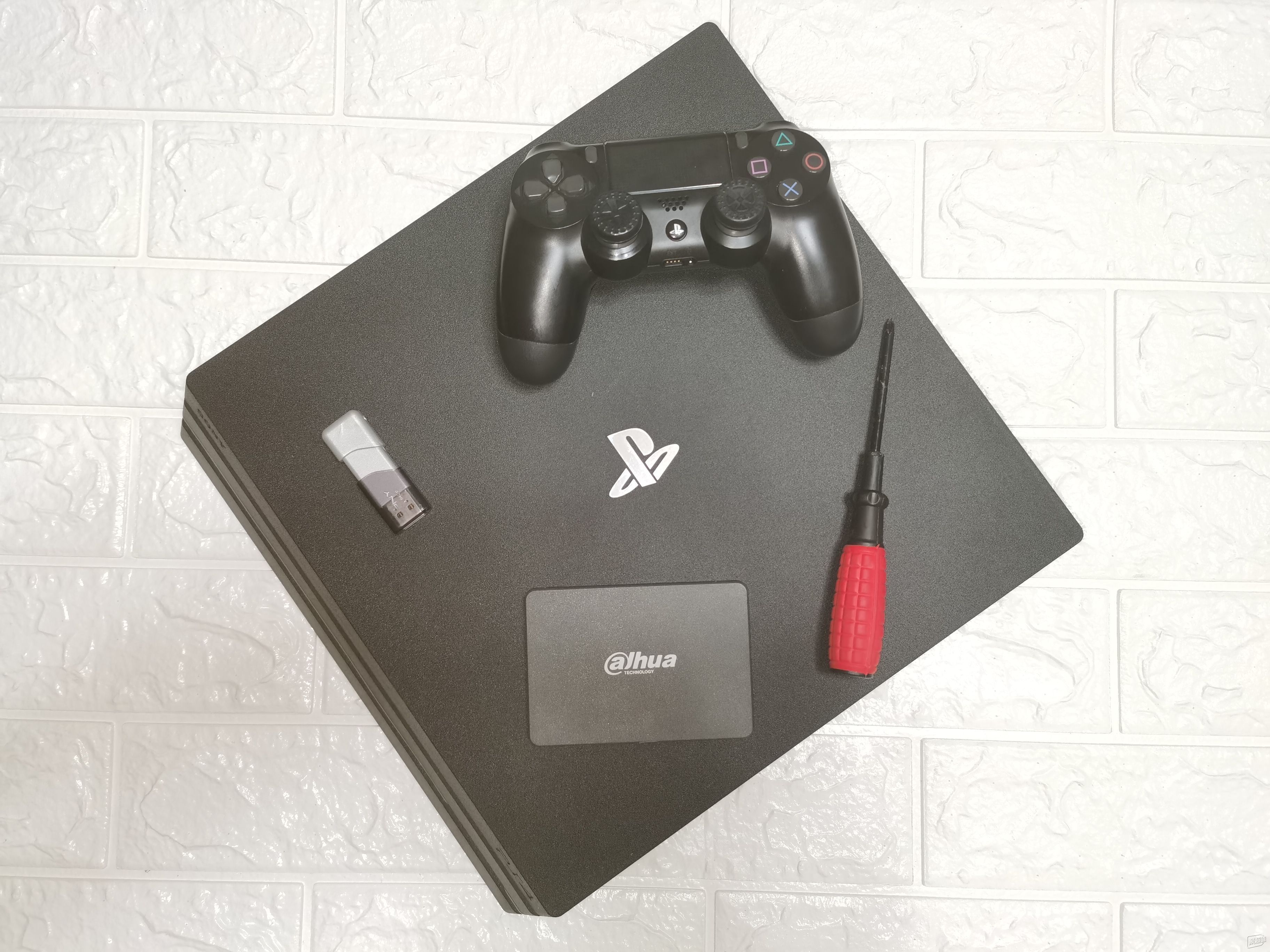 ️更换PS4 Pro内置SSD保姆级教程