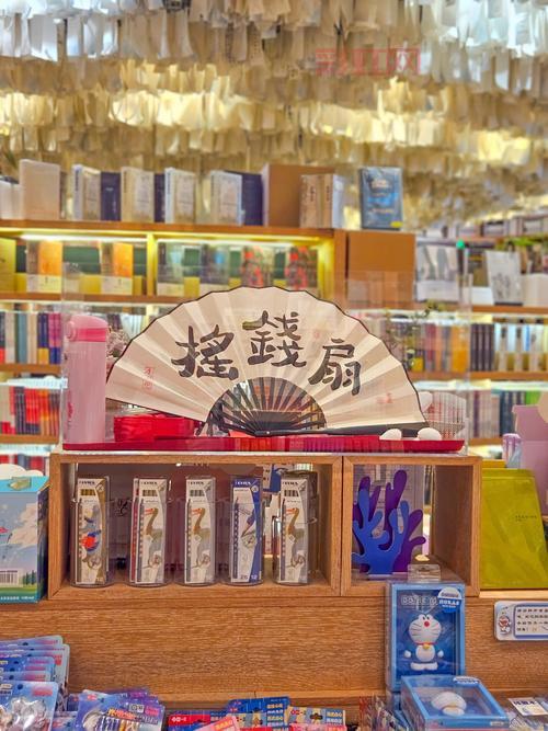 为什么不能在图书馆往下边塞东西？看完你就懂了！