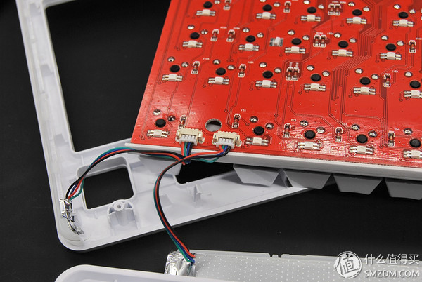 复古设计大手托——RK Pro104 RGB机械键盘评测