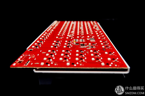 复古设计大手托——RK Pro104 RGB机械键盘评测