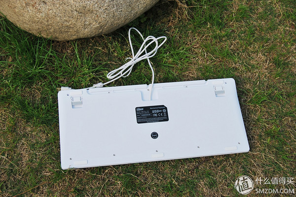 复古设计大手托——RK Pro104 RGB机械键盘评测