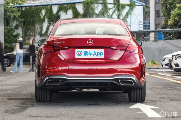 奔驰C级即将引来全新车型，不到33.48万可以盘它吗