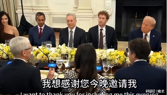 全美900城市爆发游行，逼特朗普就范？富豪被敲竹杠，马斯克硬刚