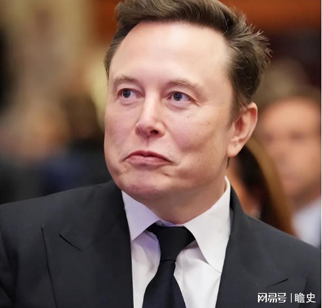 全美900城市爆发游行，逼特朗普就范？富豪被敲竹杠，马斯克硬刚