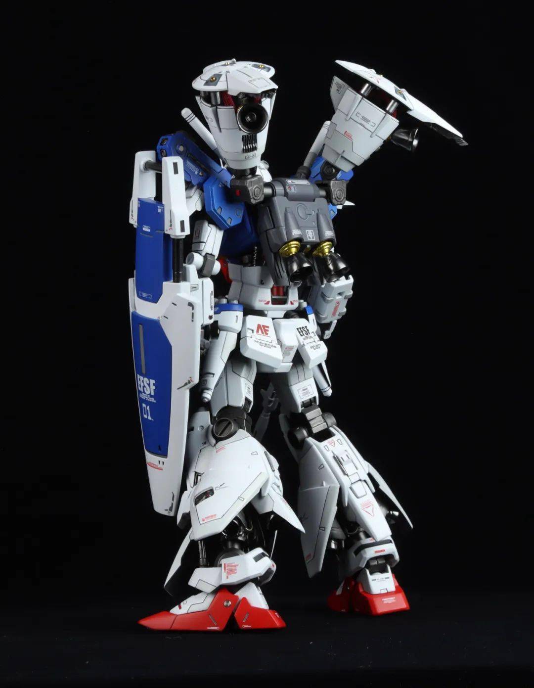 绝了！老物MG GP01Fb也能改出这样的造型和细节……