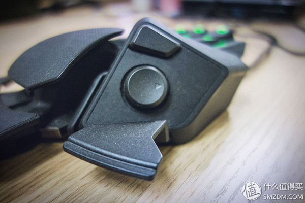 外设动物园 篇二：片手刃vs双手剑——RaZER 雷蛇 金丝魔蛛与黑寡妇 键盘