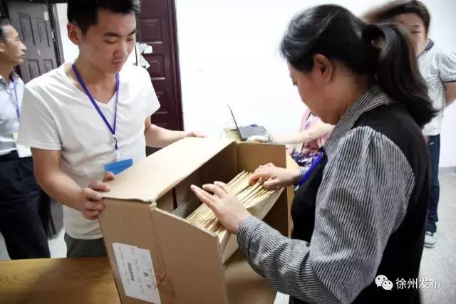 徐州33.5万份中考试卷是如何扫描的？来，带你去神秘的现场看看