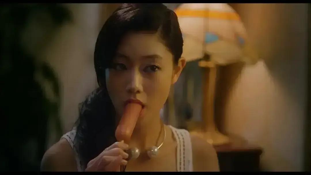 独享美妙时光！深夜福利来袭 韩国大尺度“三级片”点燃你的夜晚！