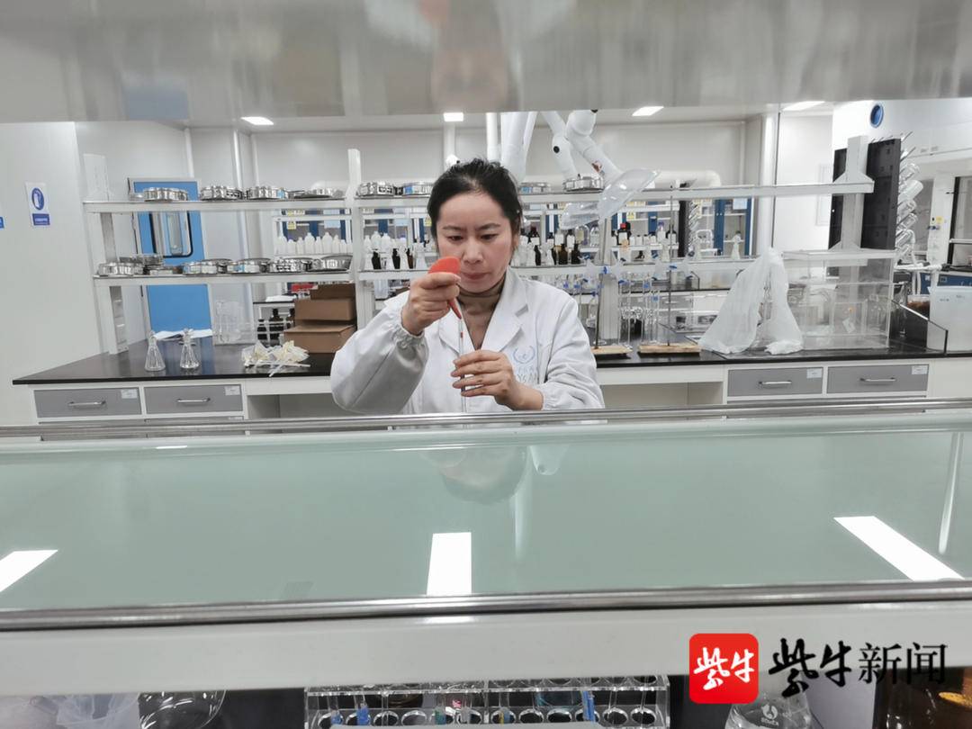 扬子江药业工匠风采（8） 陈小燕：中药材指纹图谱的探索者