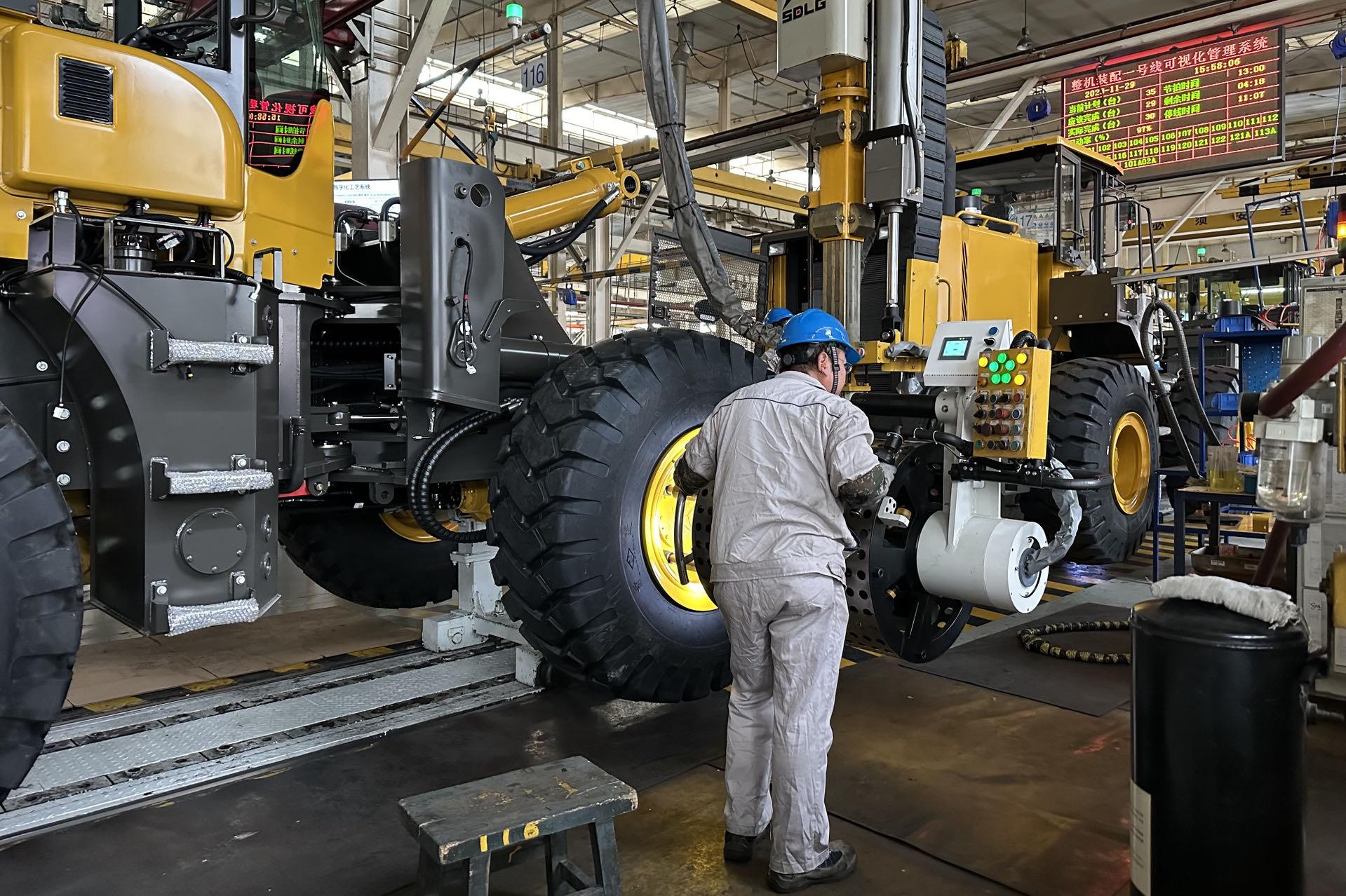 湾区记者热议山东临工集团：引领中国工程机械行业的创新与国际化