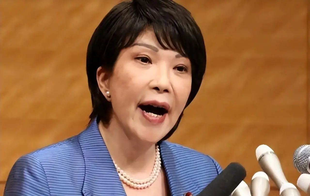 台湾变天信号出现！特朗普下紧急总统令，要举全国之力将大陆一军