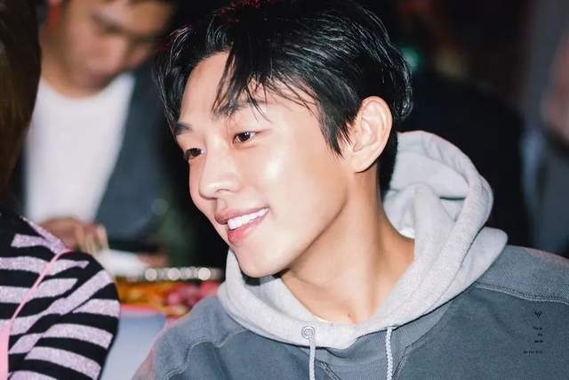 给“演技最好的10位韩国男演员”排个名:李政宰第9,宋康昊仅第2