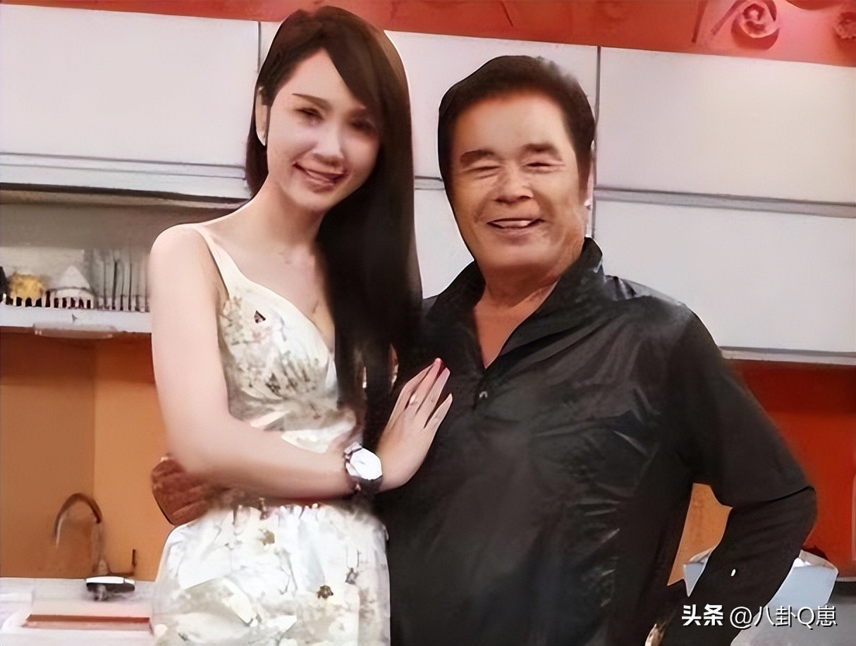 和6个老婆共处一室，每月每人发7万零花钱，71岁还娶美娇妻好潇洒