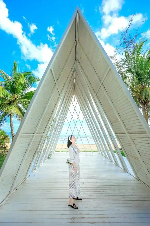 美丽家乡|这座城市是国内婚纱旅拍的天堂,游客都爱去的婚拍基地,好看还免费