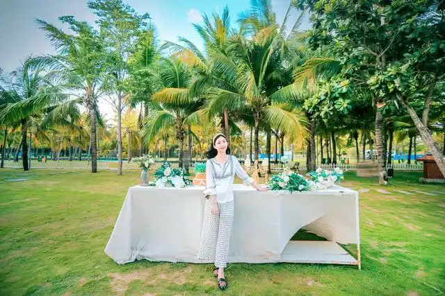 美丽家乡|这座城市是国内婚纱旅拍的天堂,游客都爱去的婚拍基地,好看还免费