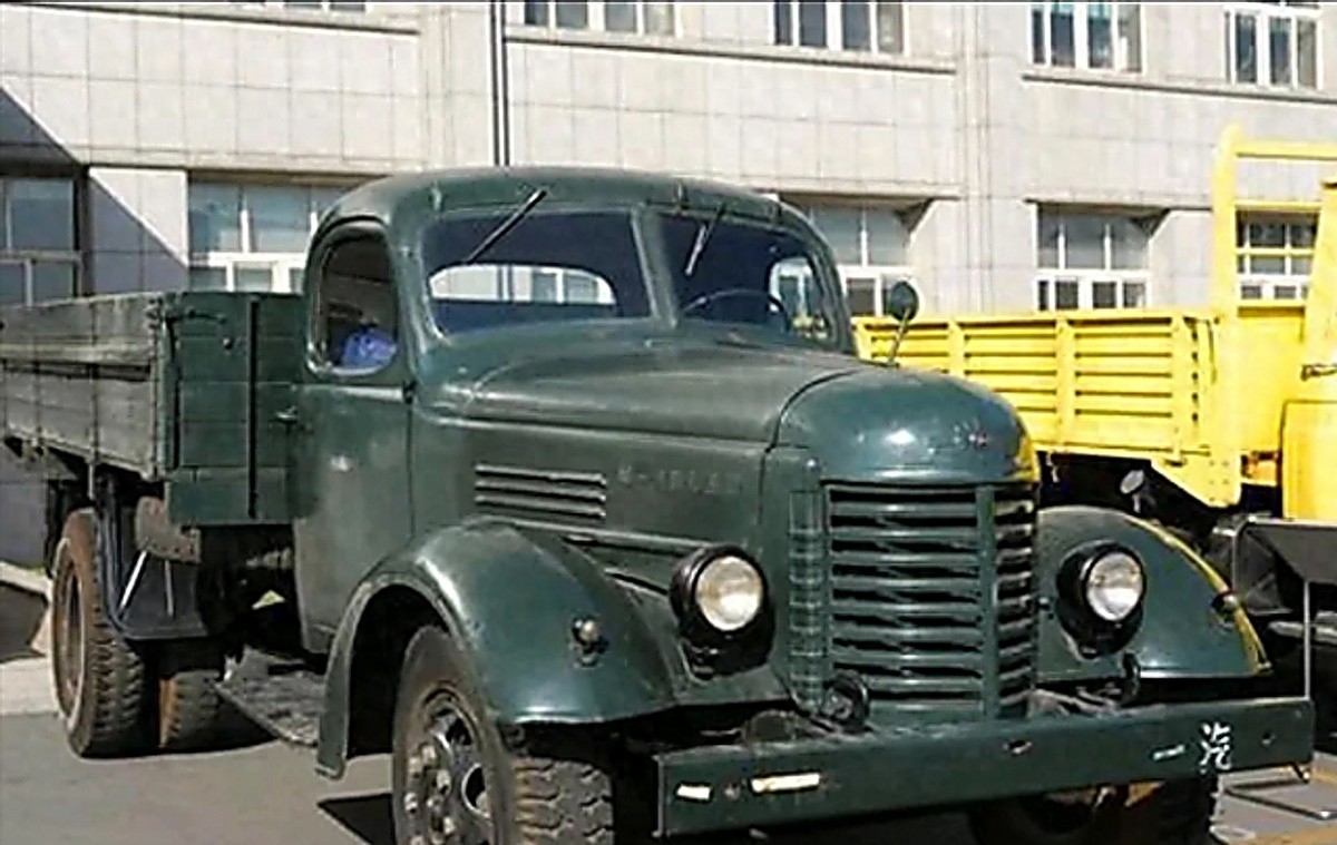 七八十年代经典老卡车回顾,估计没几个年轻司机会开