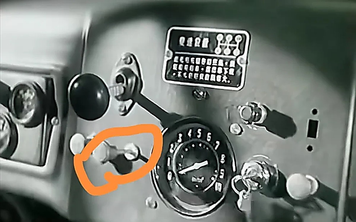 七八十年代经典老卡车回顾,估计没几个年轻司机会开