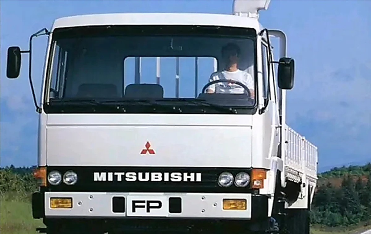 七八十年代经典老卡车回顾,估计没几个年轻司机会开