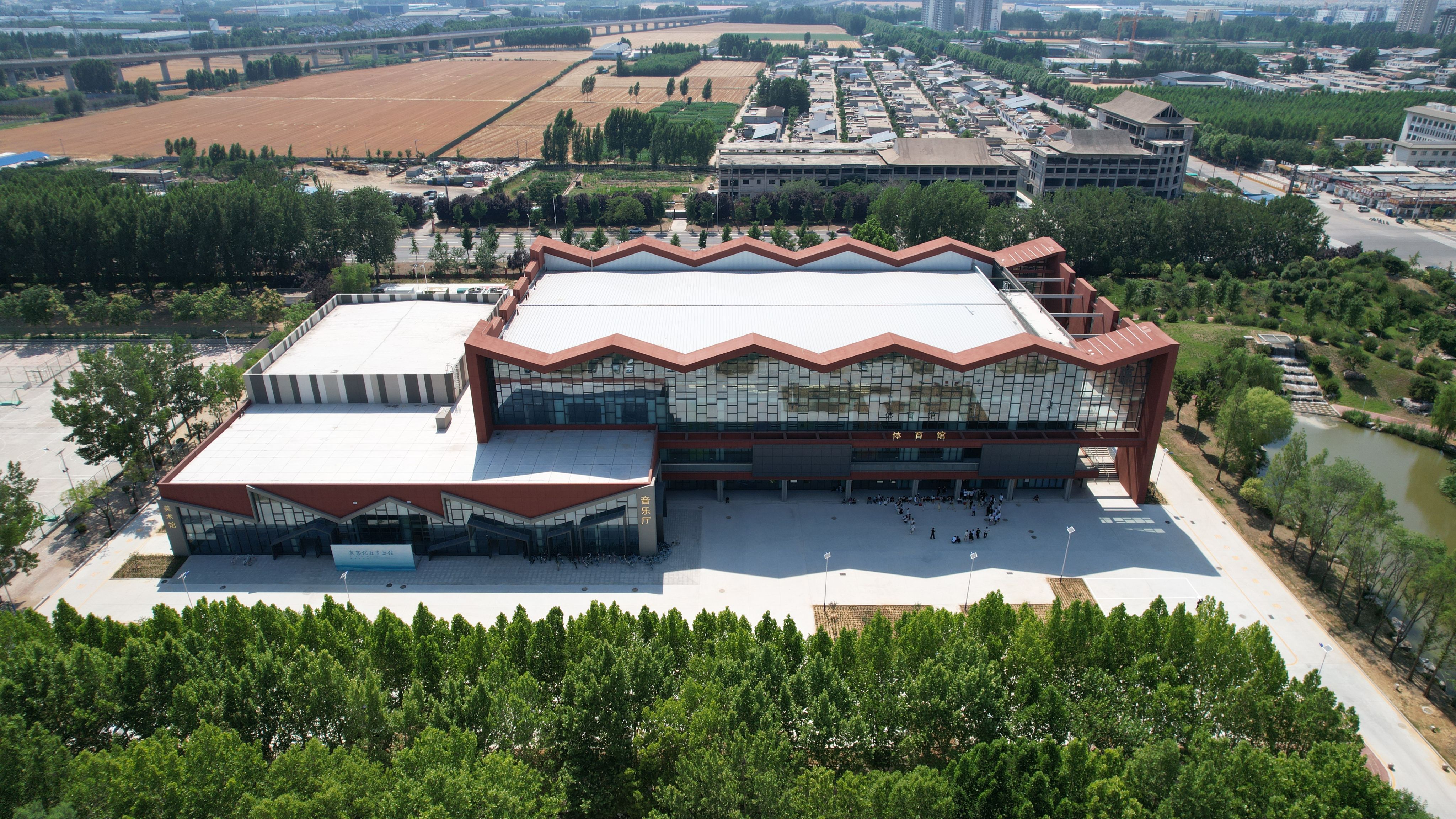 济宁学院：不要看不起我，打败80万考生才能考上！这是真的吗？