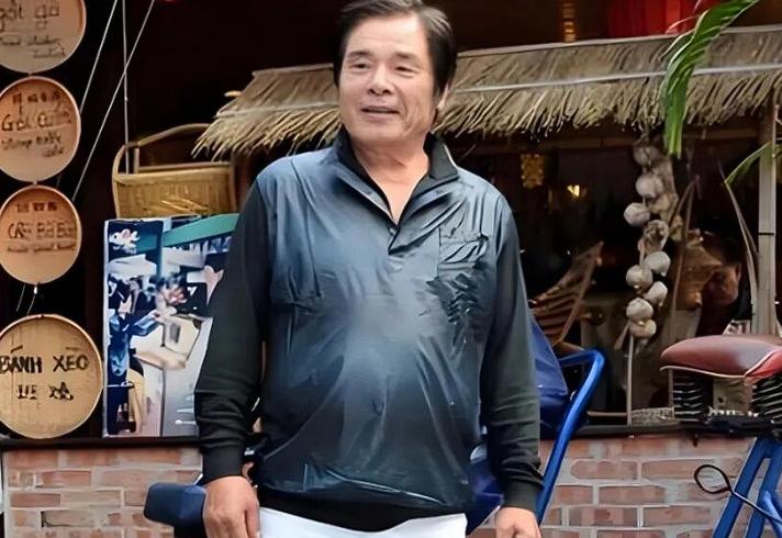 “6个老婆”同住一屋,每人每月7万零花钱,71岁又娶美丽小娇妻