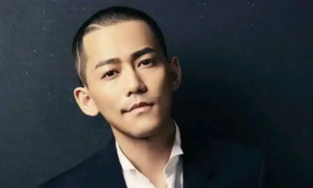 苏醒暴揍李炜12年后,如今再看两人的境遇,究竟谁才是最大赢家?