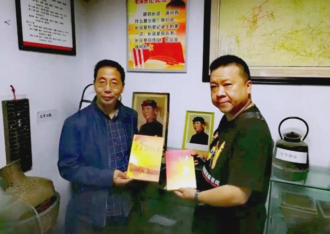 纪念抗战胜利80周年|艺术家彭长征捐赠作品传播红色文化