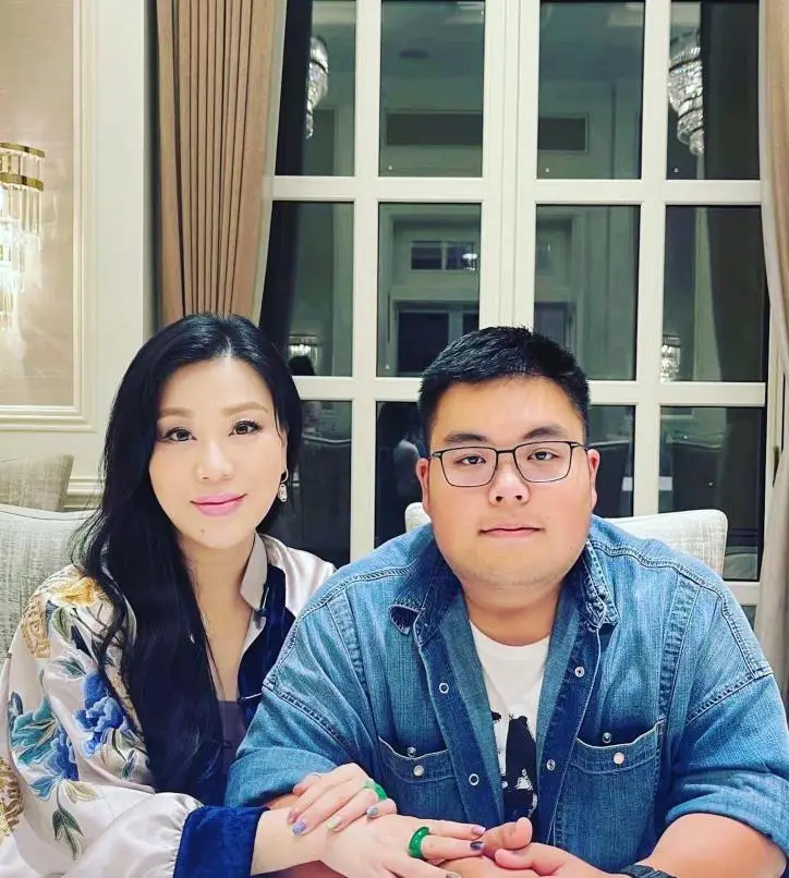 杨小娟晒半山豪宅喜鹊报喜,吕良伟娶旺夫女家业兴旺,儿子有出息