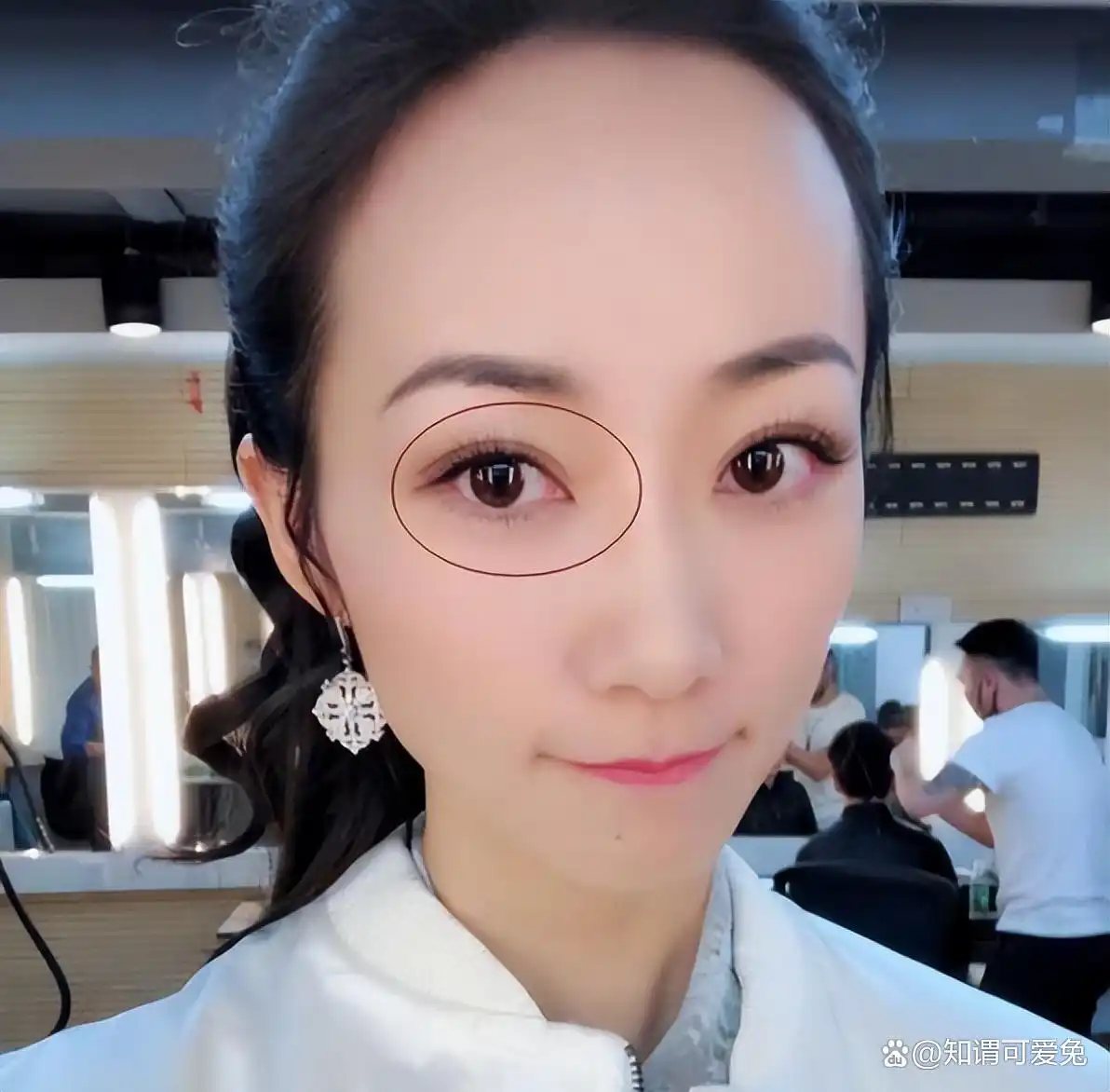 明明只是“戏子”,却把自己当大腕耍大牌,这3位明星不害臊吗