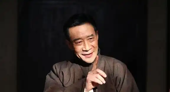 央媒不再容忍!以那英为首的6位明星被整治,如今大快人心?