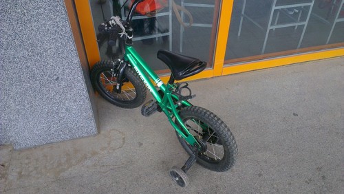 最强拍照四核机中国化 行货HTC One X评测