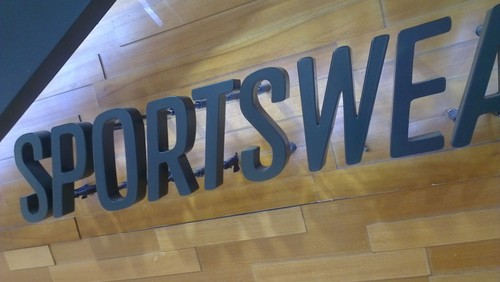 最强拍照四核机中国化 行货HTC One X评测