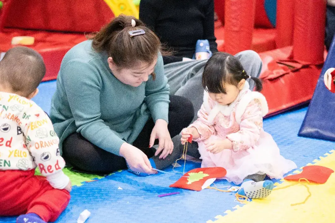 30个亲子游戏,教你在家做早教(适合0-5岁)【悦宝园游戏】