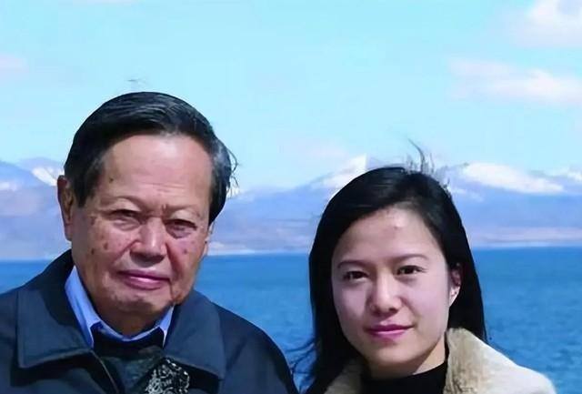 杨振宁和他前妻的3个儿女，你绝对想不到他们现在都在干什么！