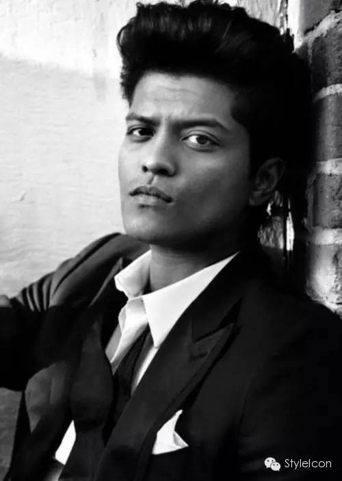 2015年男士最流行发型，就是庞毕度 Pompadour了！