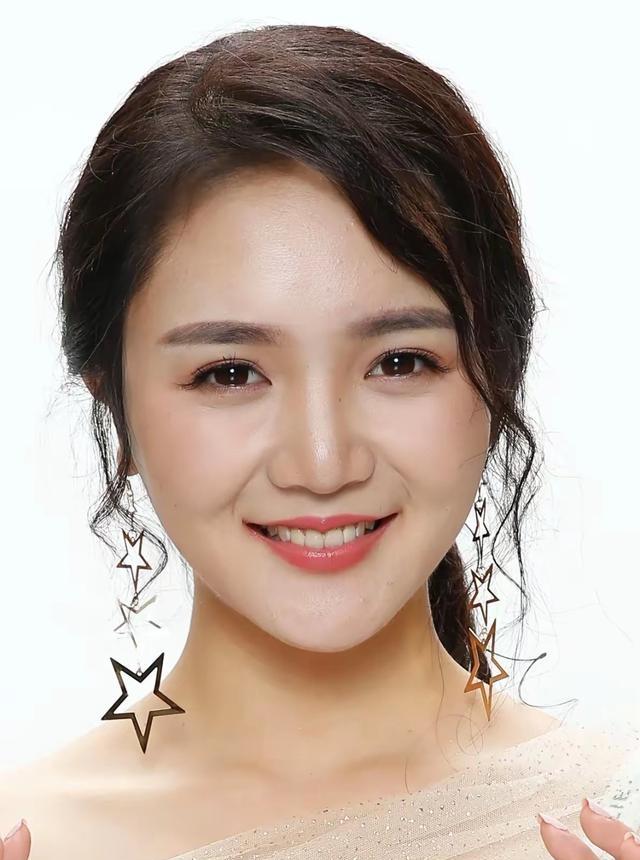 河南籍11位美女主持人,你最喜欢哪位