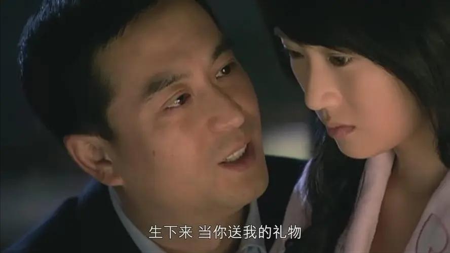 《蜗居》:海萍一场歇斯底里的痛哭,彻底将海藻拉入第三者的深渊