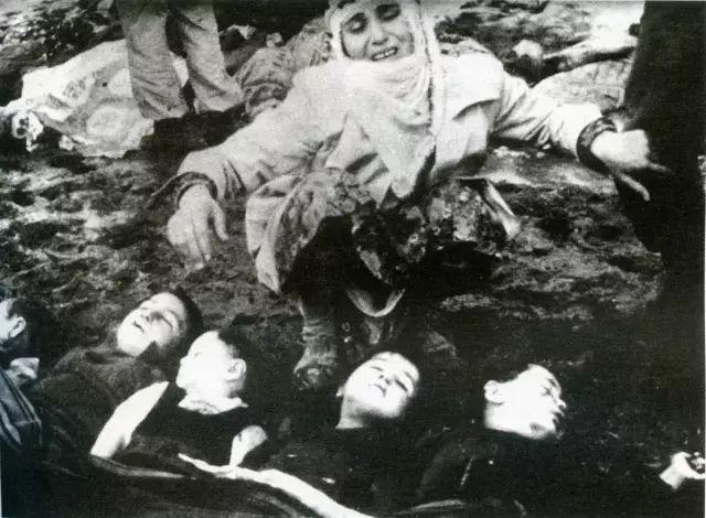 100年来,震惊人类灵魂的15张新闻照片!