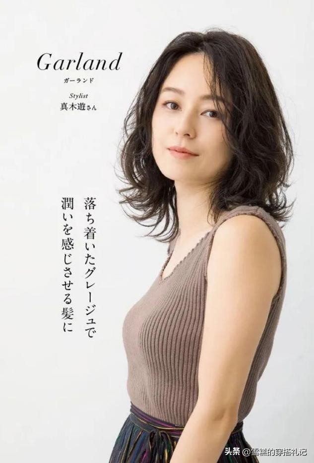 “脸大、脖子短”的女人烫头发,要牢记这3烫3不烫,才洋气好看