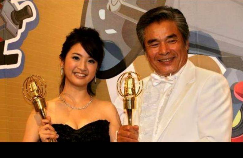 他6个老婆比何鸿燊还多，破近况老婆全跑光，今72岁曝已娶第7房娇妻