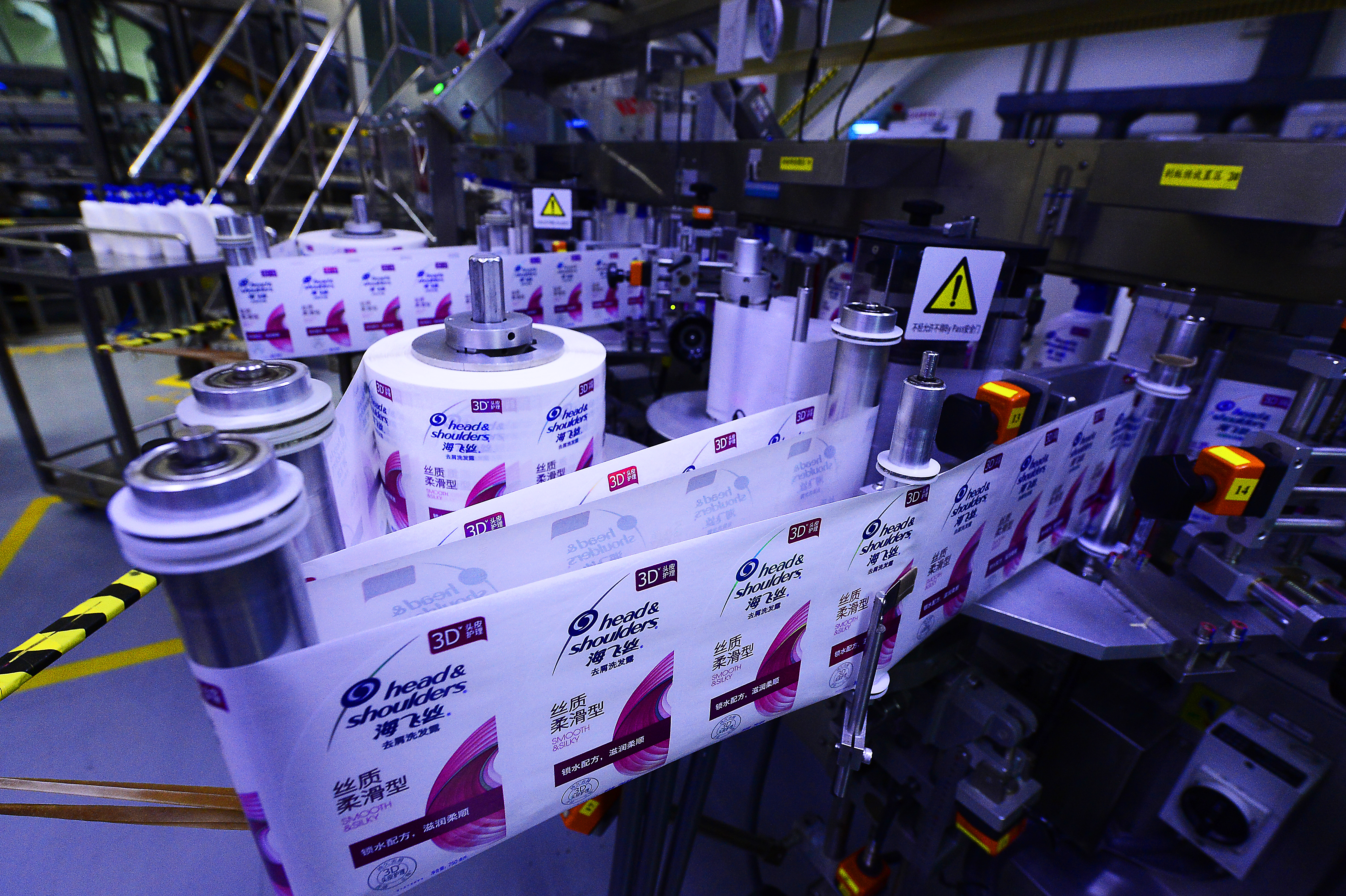 奋进新征程 建功新时代·非凡十年丨走向“深蓝” 港区依港而兴向海图强