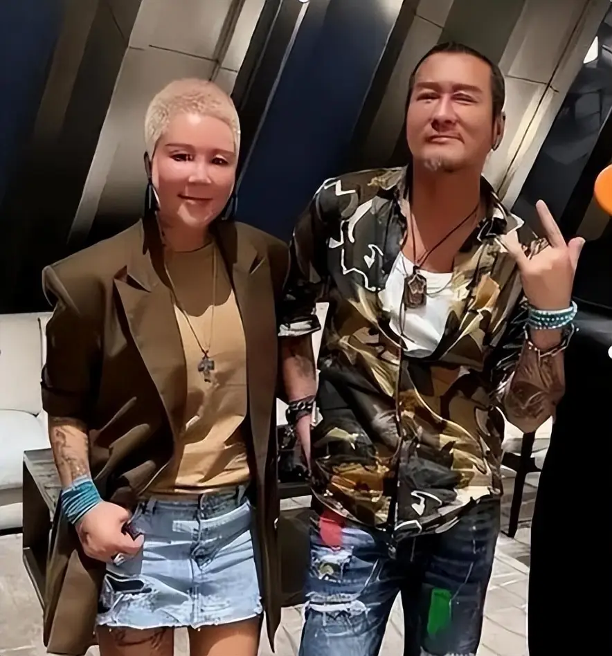 61岁孙兴宣布与前妻复合,同居1年旧情复燃,富婆女友选择放手
