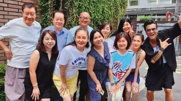 61岁孙兴宣布与前妻复合,同居1年旧情复燃,富婆女友选择放手