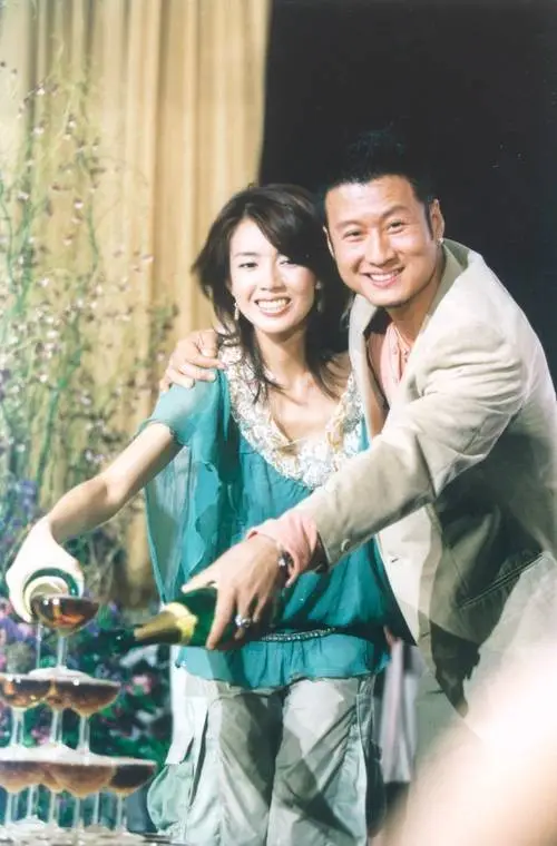 61岁孙兴宣布与前妻复合,同居1年旧情复燃,富婆女友选择放手