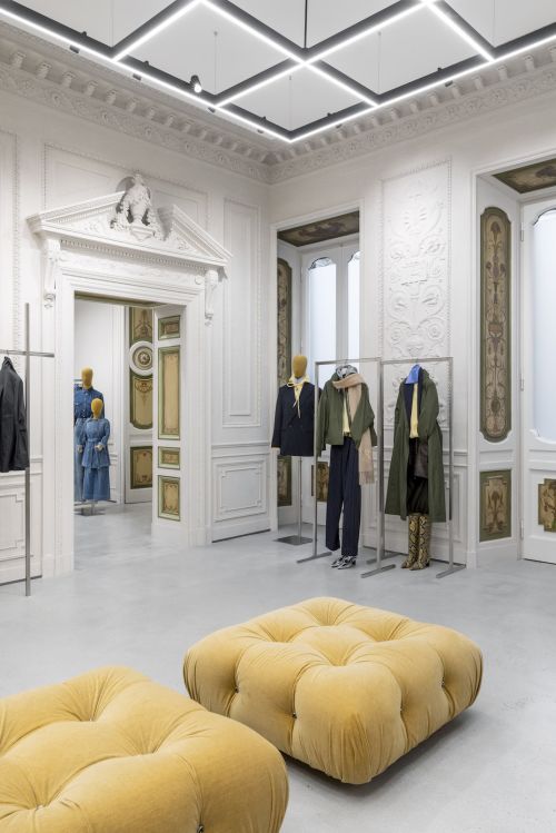 MAX&Co. 罗马康多提旗舰店盛大重装开业 只因世间唯此是罗马