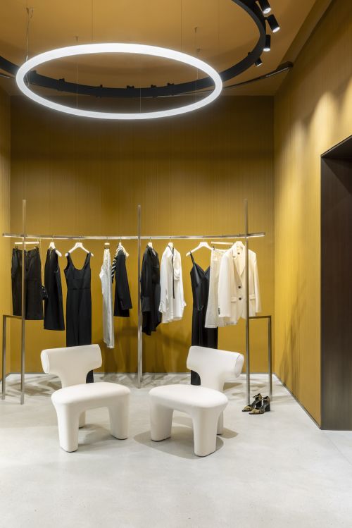 MAX&Co. 罗马康多提旗舰店盛大重装开业 只因世间唯此是罗马