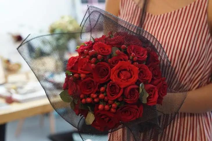 情人节，是时候晒出我的999朵玫瑰花了