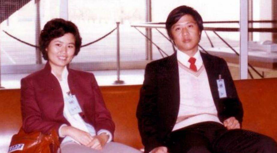 央视主持人邢质斌：和初恋丈夫相守49年，如今75岁的她过得怎样？