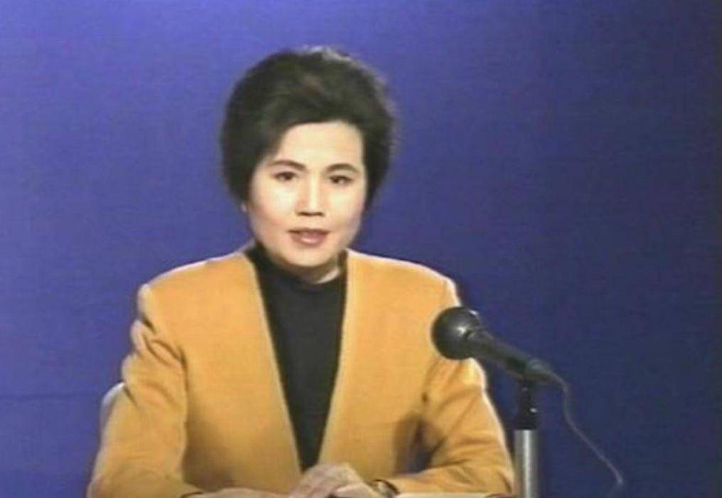 央视主持人邢质斌：和初恋丈夫相守49年，如今75岁的她过得怎样？