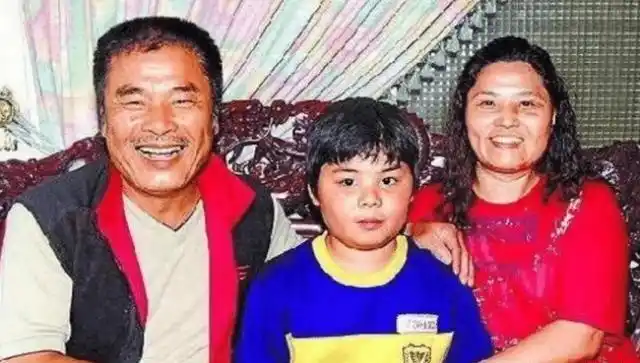 “现实版韦小宝”雷洪：二妻五妾，71岁时娶小20岁红颜知己做七房