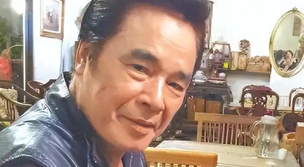 雷洪再婚享甜蜜生活，71岁与22岁娇妻共筑爱巢